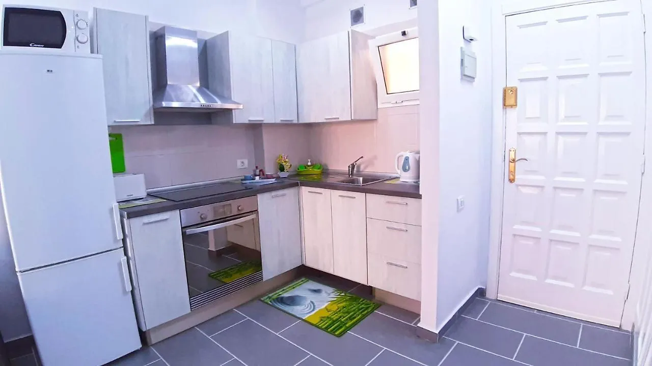 New And Beautiful Apartment In Los Cristianos, Free Wi-Fi, Ocean View Los Cristianos